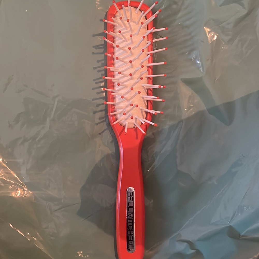 2 small lightweight wooden handle Paul Mitchell brush